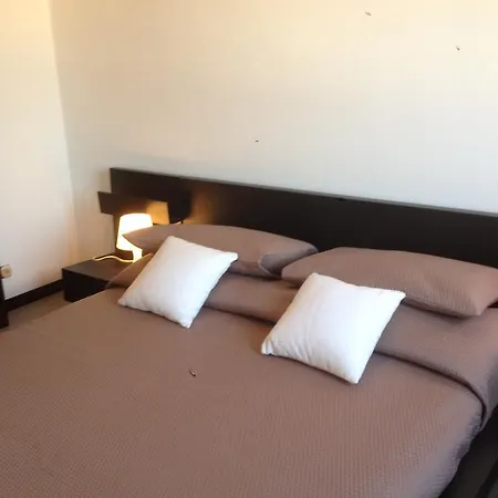 Apartamento 14 *